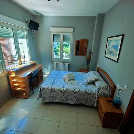 Hostal Monteclaro Ponferrada Exterior foto